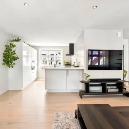 Appartement Sentrum Duplex & Big Backyard, Perfect For Ons