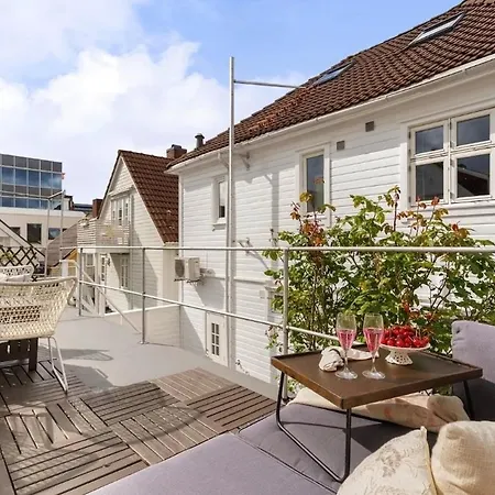 Sentrum Duplex & Big Backyard, Perfect For Ons Appartement Stavanger